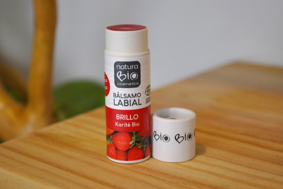 BÁLSAMO LABIAL EN BARRA FRESA