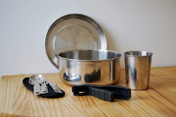 SET CAMPING ACERO INOX 17cm 1persona