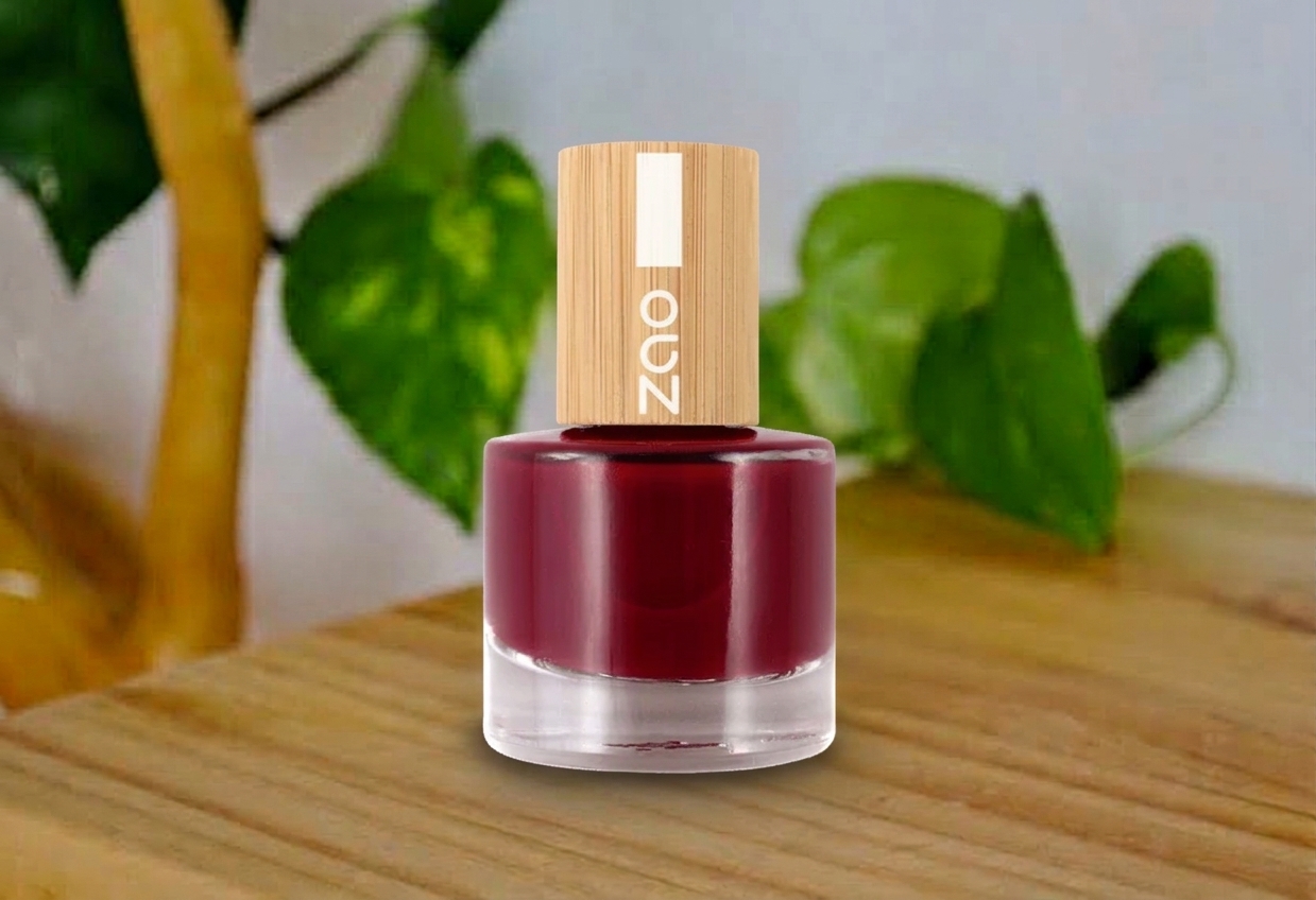 ESMALTE DE UÑAS – ROJO PASIÓN 668