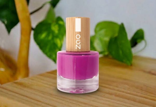 ESMALTE DE UÑAS - FUSIA