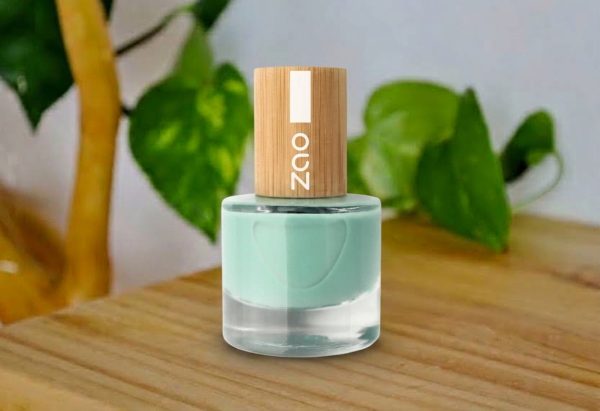 ESMALTE DE UÑAS – VERDE AGUA 660